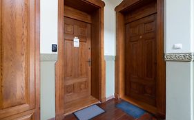 Wood And Grey Apartment - Strzalowa 3 Poznan By Noclegi Renters - Self Check In 24H